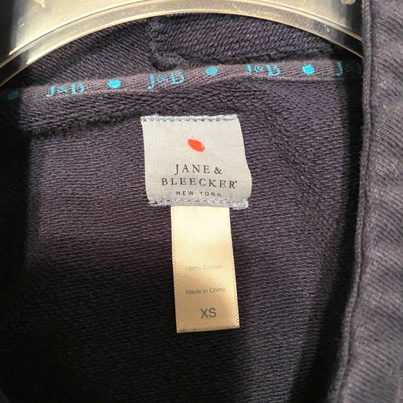 Jane & Bleecker Pullover - Picture 3 of 3